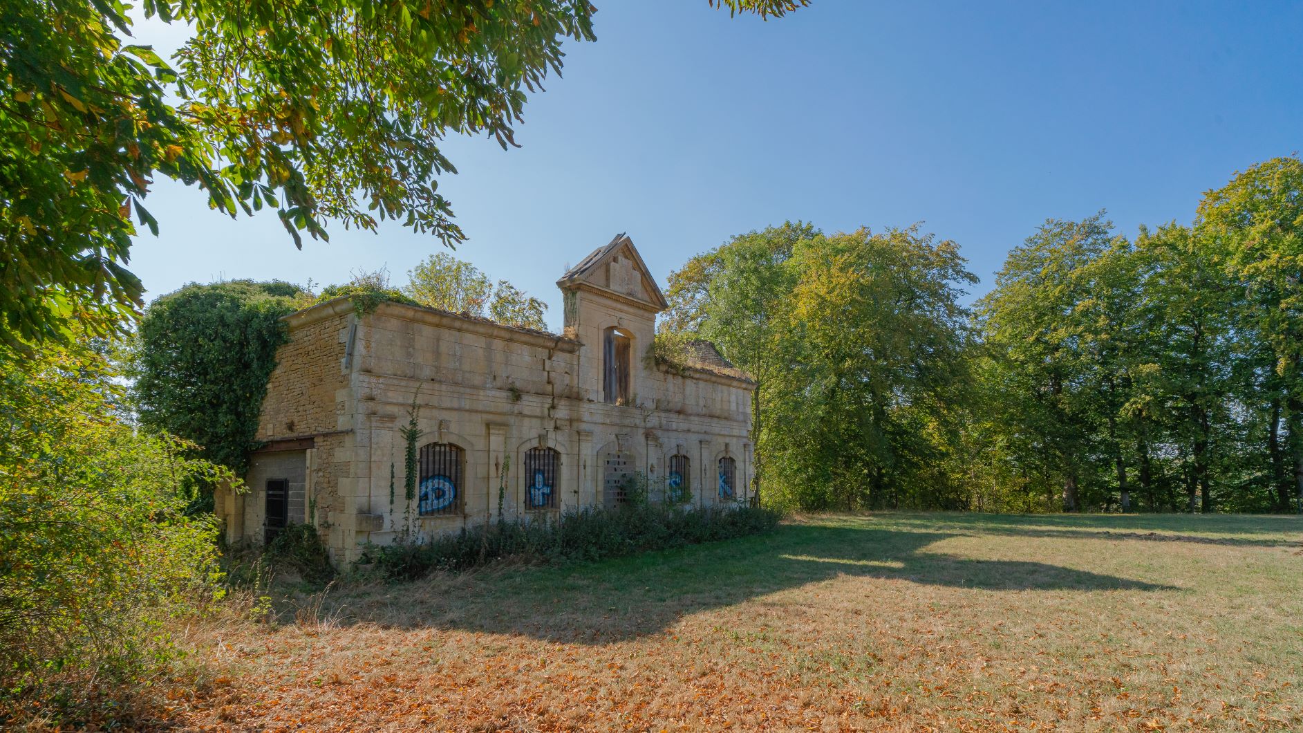 Ruine chateaux 1